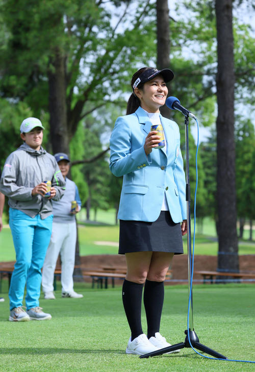 スタートセレモニーであいさつする宮里藍アンバサダー（撮影・上山淳一）