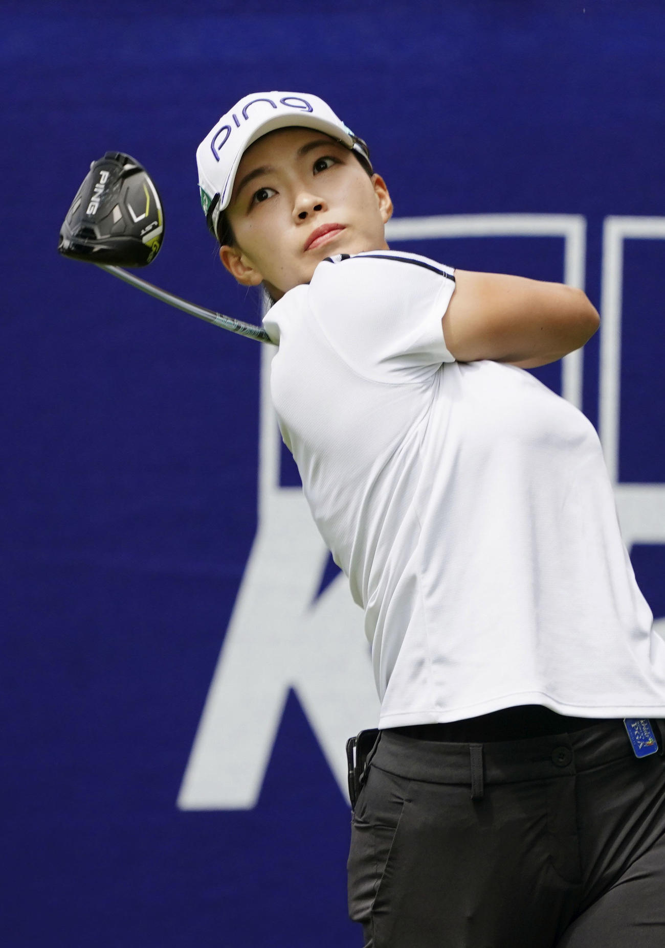 第3ラウンド、通算3アンダーで5位の渋野日向子（共同）