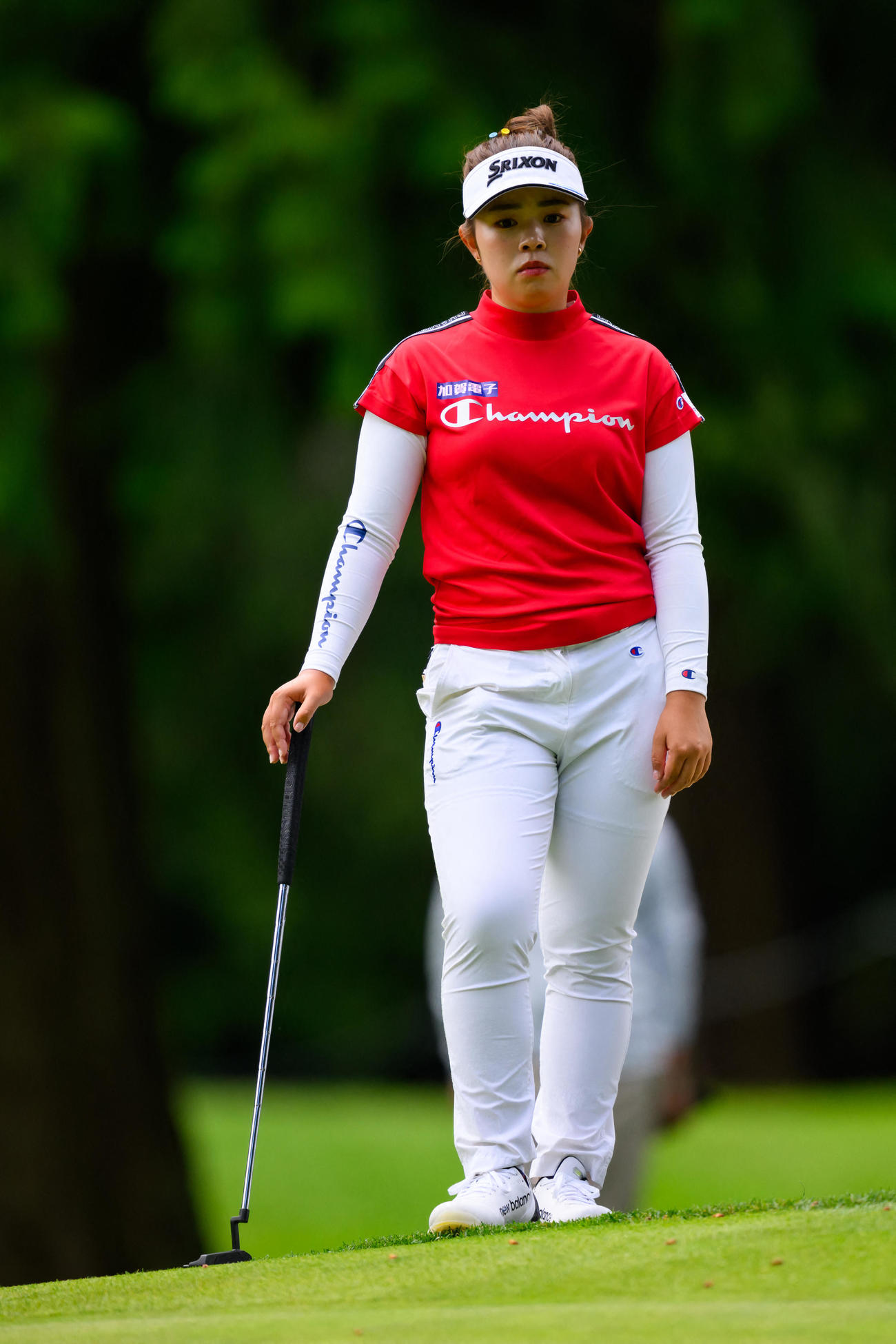 全米女子プロ選手権最終日　3番グリーンでパットを待つ山下美夢有（USA TODAY Sports＝ロイター）