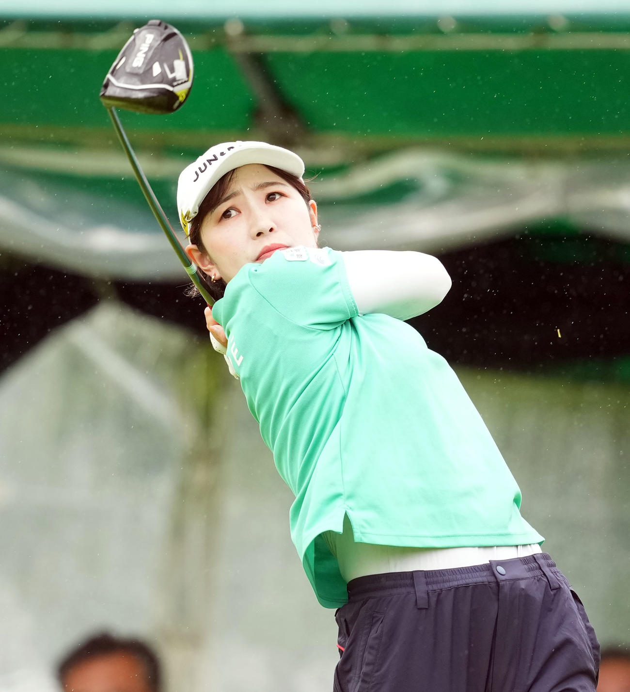 1番、ティーショットを放つ蛭田みな美（撮影・たえ見朱実）