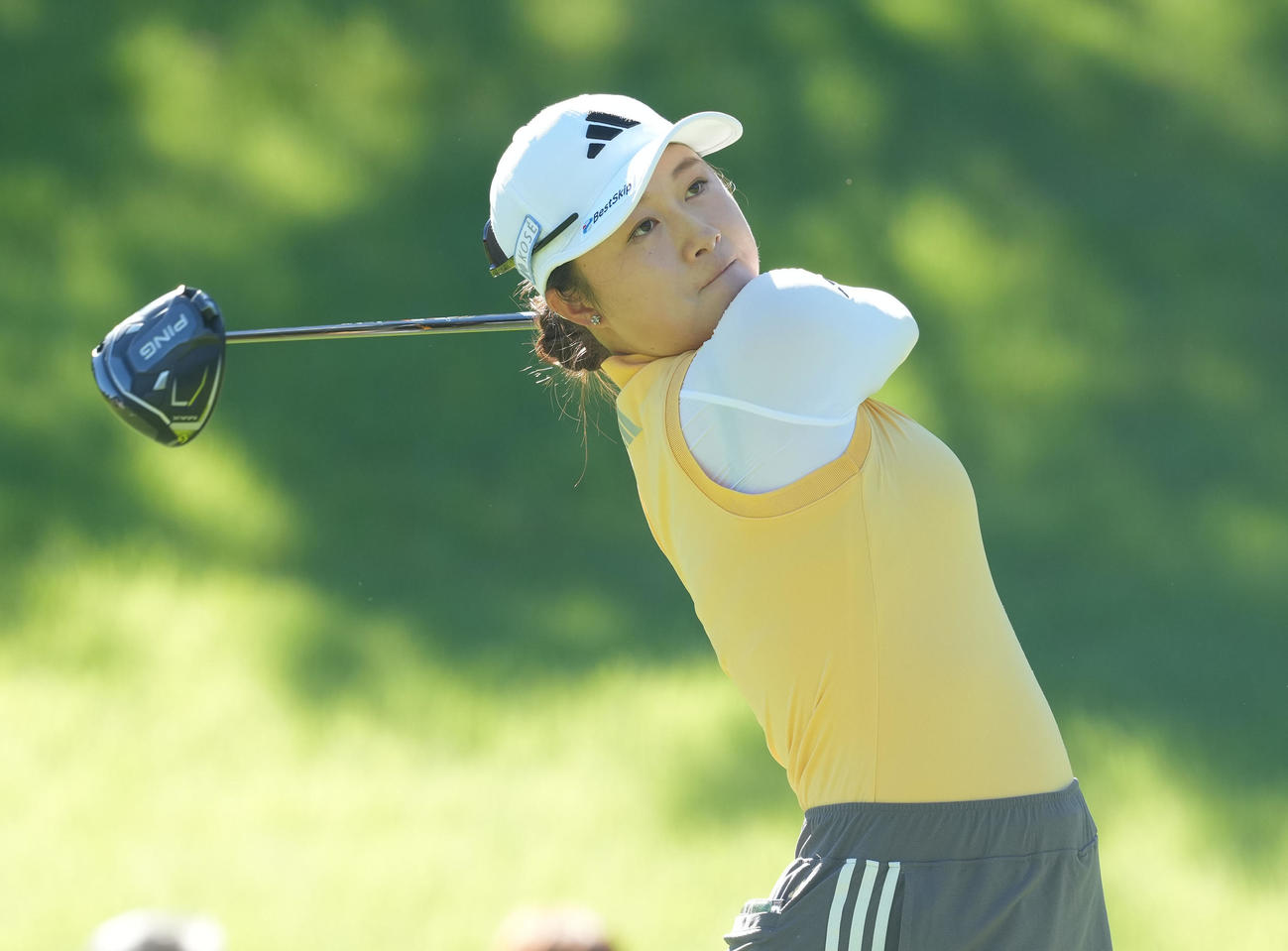 2番、ショットを放つ森田遙（撮影・たえ見朱実）