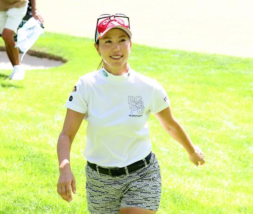 3日目　笑顔でホールアウトする上田（撮影・黒川智章）