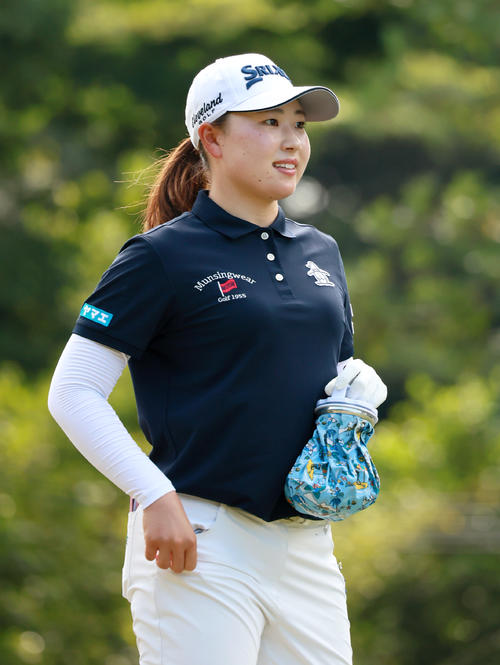 笑顔でプロアマ戦に臨む竹田（撮影・上山淳一）