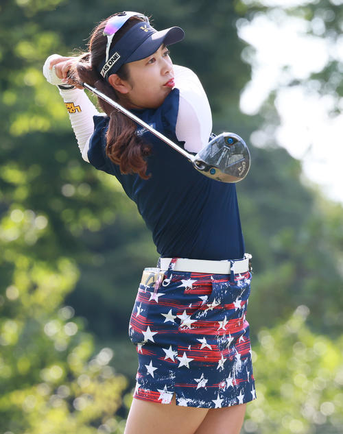 プロアマ戦で調整する天本（撮影・上山淳一）