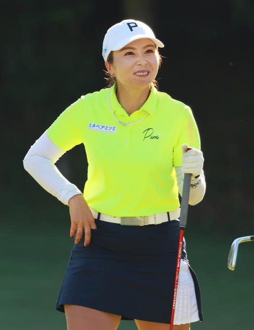 プロアマ戦で笑顔を見せる菊地（撮影・上山淳一）