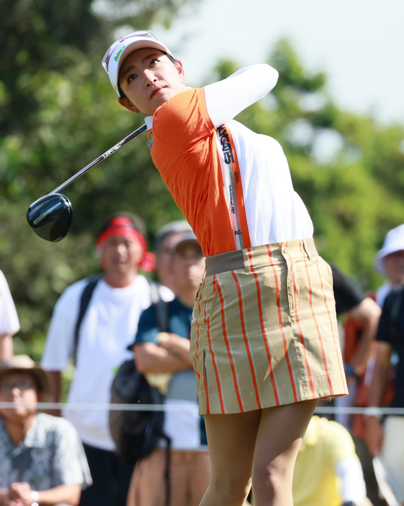 3番、ティーショットを放つ原英（撮影・上山淳一）