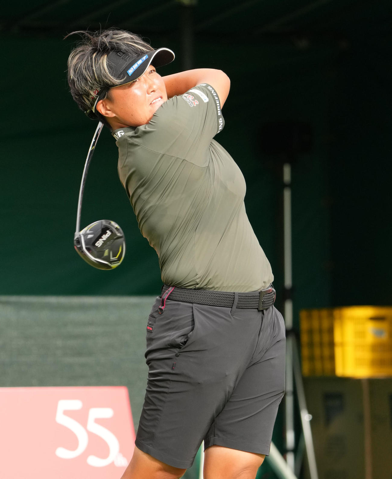 ドライビングコンテスト　277．7ヤードで優勝した工藤（撮影・森本幸一）