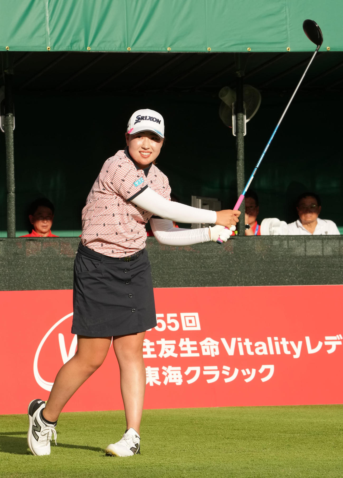 ドライビングコンテスト　275．6ヤードで2位の竹田（撮影・森本幸一）