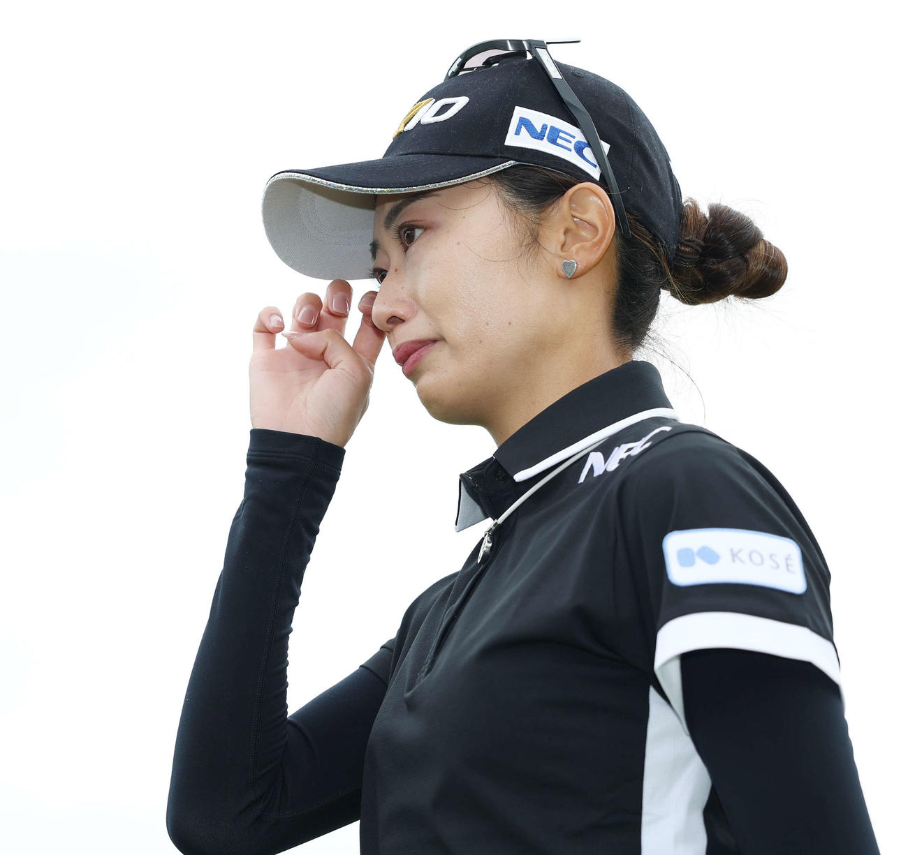 初優勝を決め涙を流す安田祐（撮影・宮地輝）