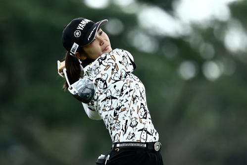 11番、笑顔で移動する神谷（撮影・河田真司）