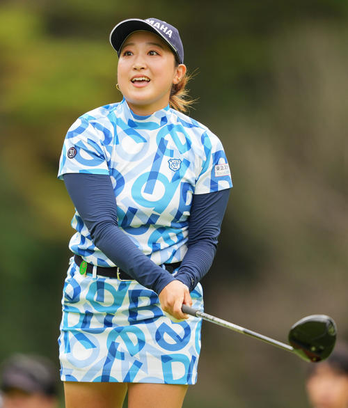 3番、笑顔を見せる高木優（撮影・垰建太）