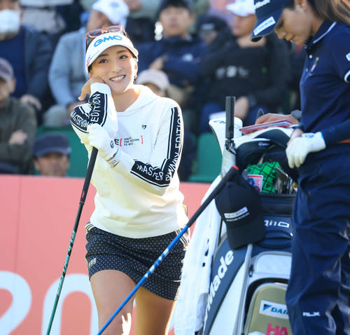 1番、リラックスした笑顔の脇元（撮影・浅見桂子）