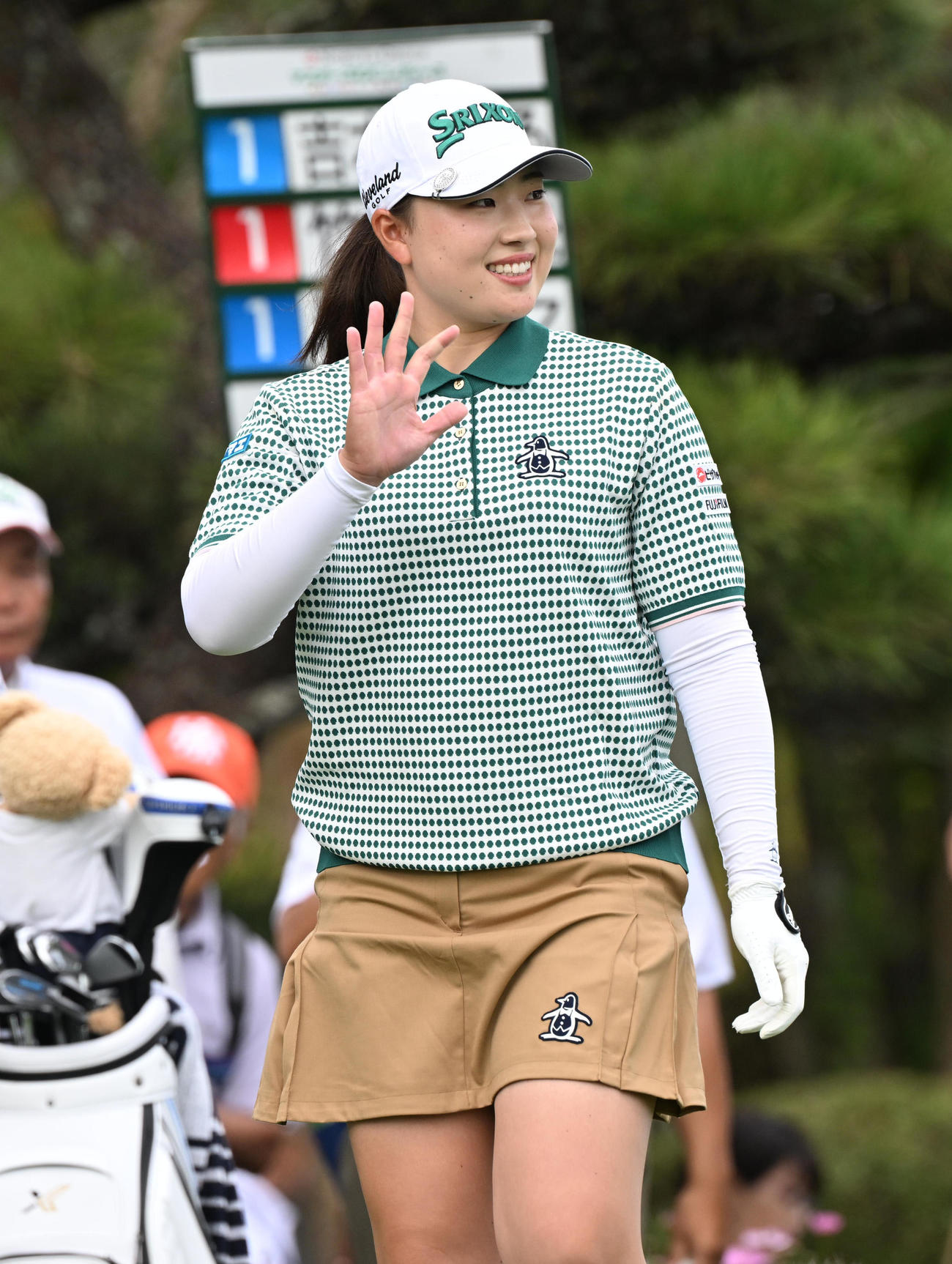 1番、笑顔でスタートする竹田麗央（撮影・和賀正仁）