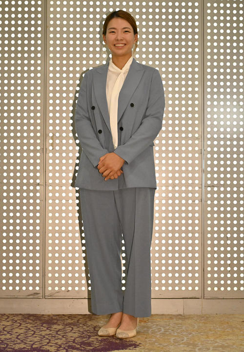 前夜祭に参加する渋野日向子（撮影・石井愛子）