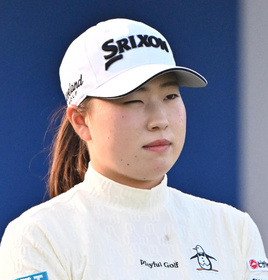 プロアマ　1番ホール、竹田麗央はティーショットを前に狙いを定める（撮影・石井愛子）
