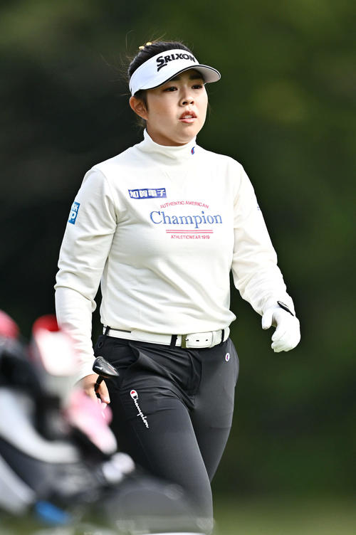 2番、ラウンドする山下（撮影・滝沢徹郎）