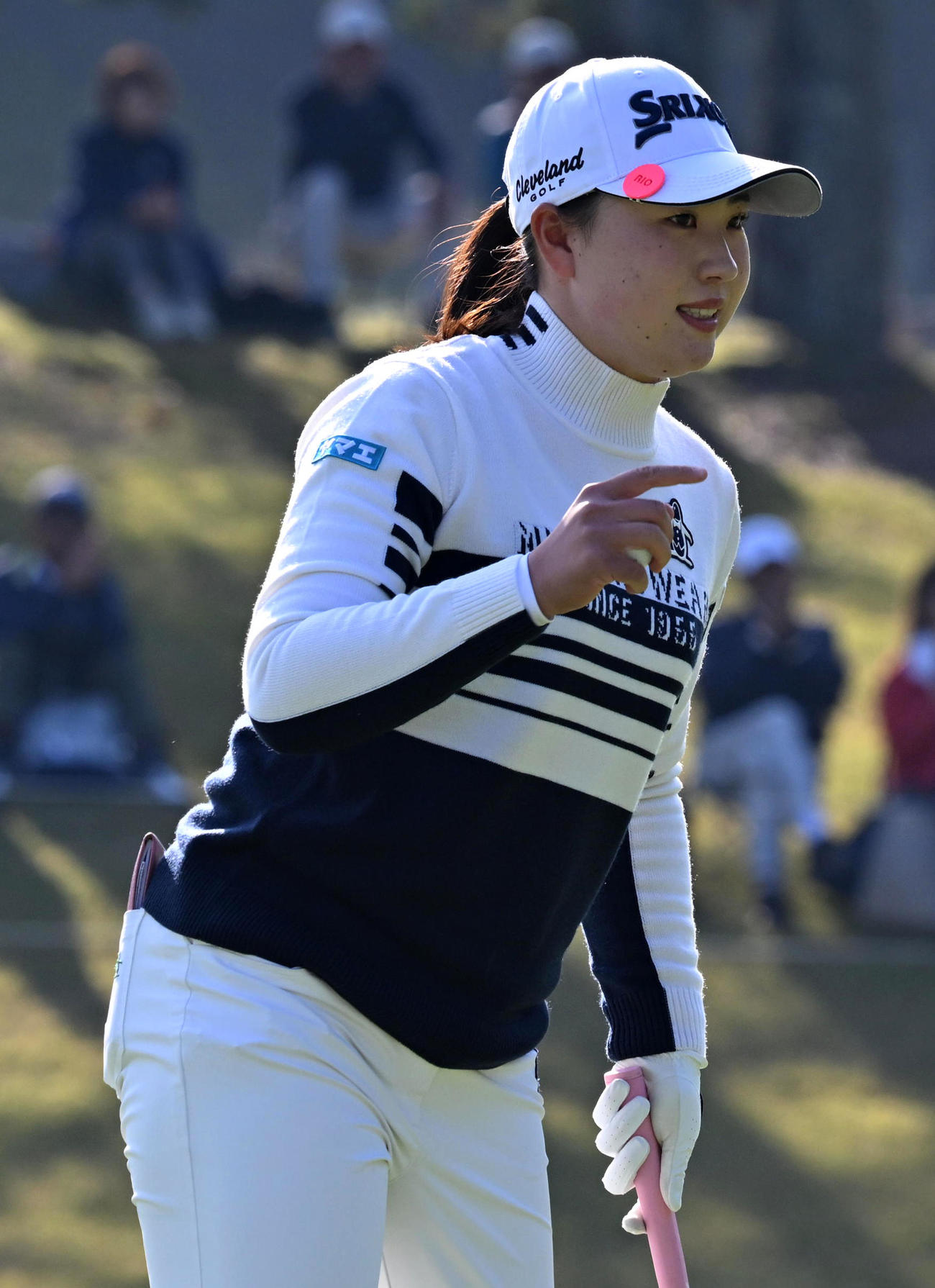 9番、バーディーパットを決めた竹田（撮影・前岡正明）