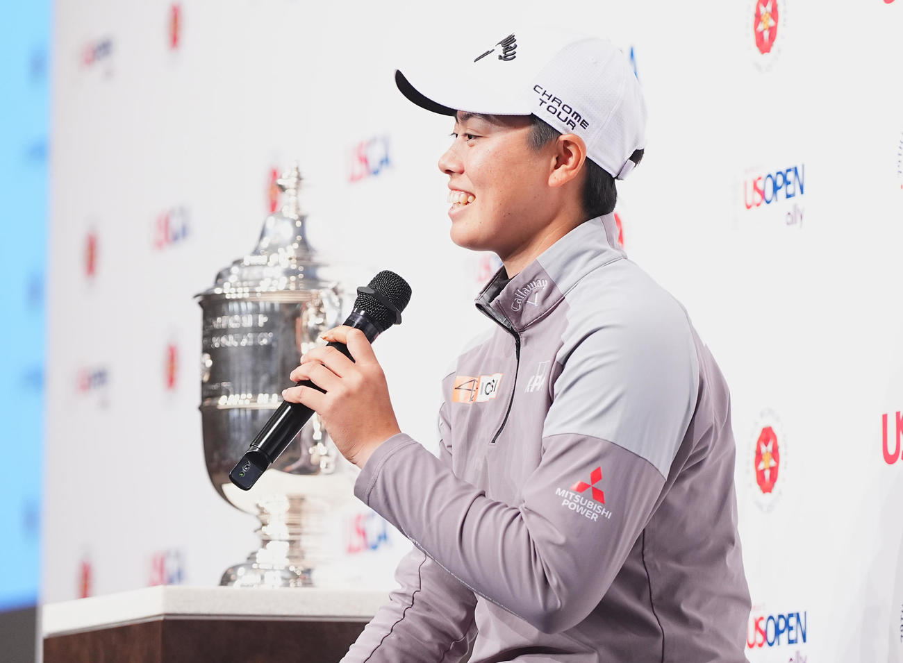 全米女子オープン優勝記念記者会見で質問に答える笹生（撮影・菅敏）