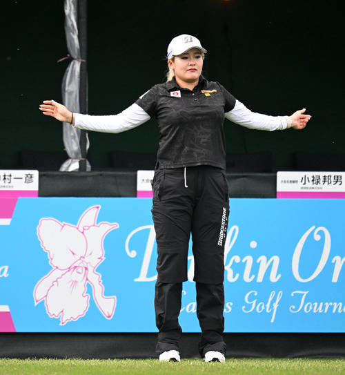 1番、スタートを待つ桑木（撮影・前岡正明）