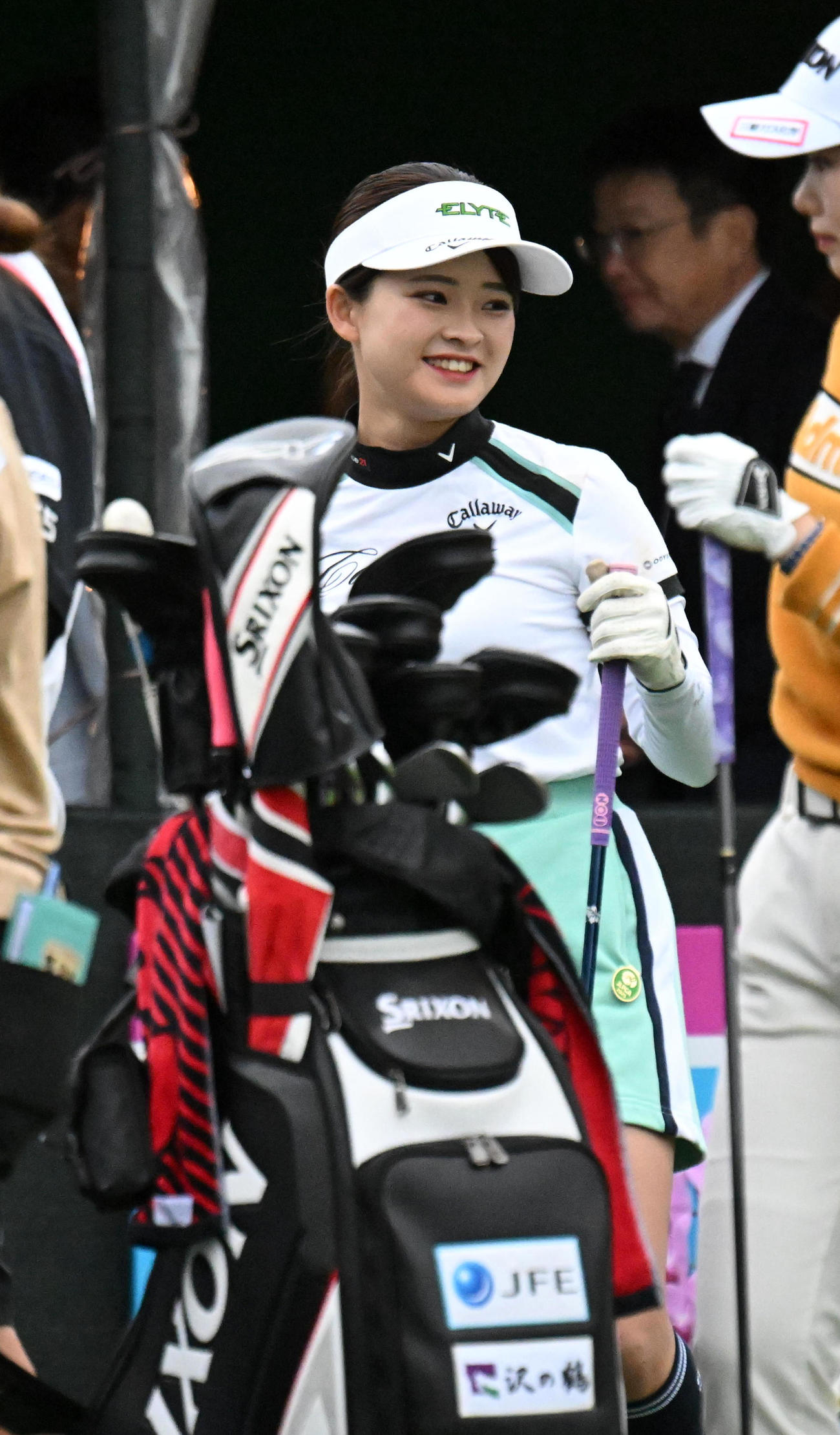 1番、笑顔を見せる政田（撮影・前岡正明）