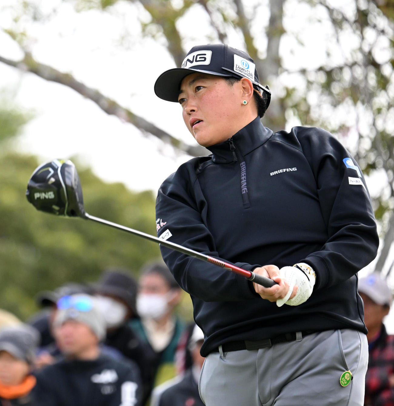1番、ティーショットを放った工藤（撮影・前岡正明）