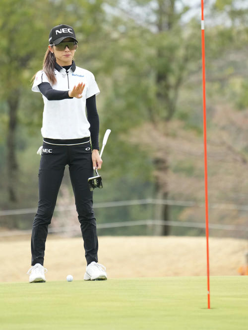 富士フィルム・スタジオアリス女子オープンのプロアマに臨む安田祐（撮影・小沢裕）