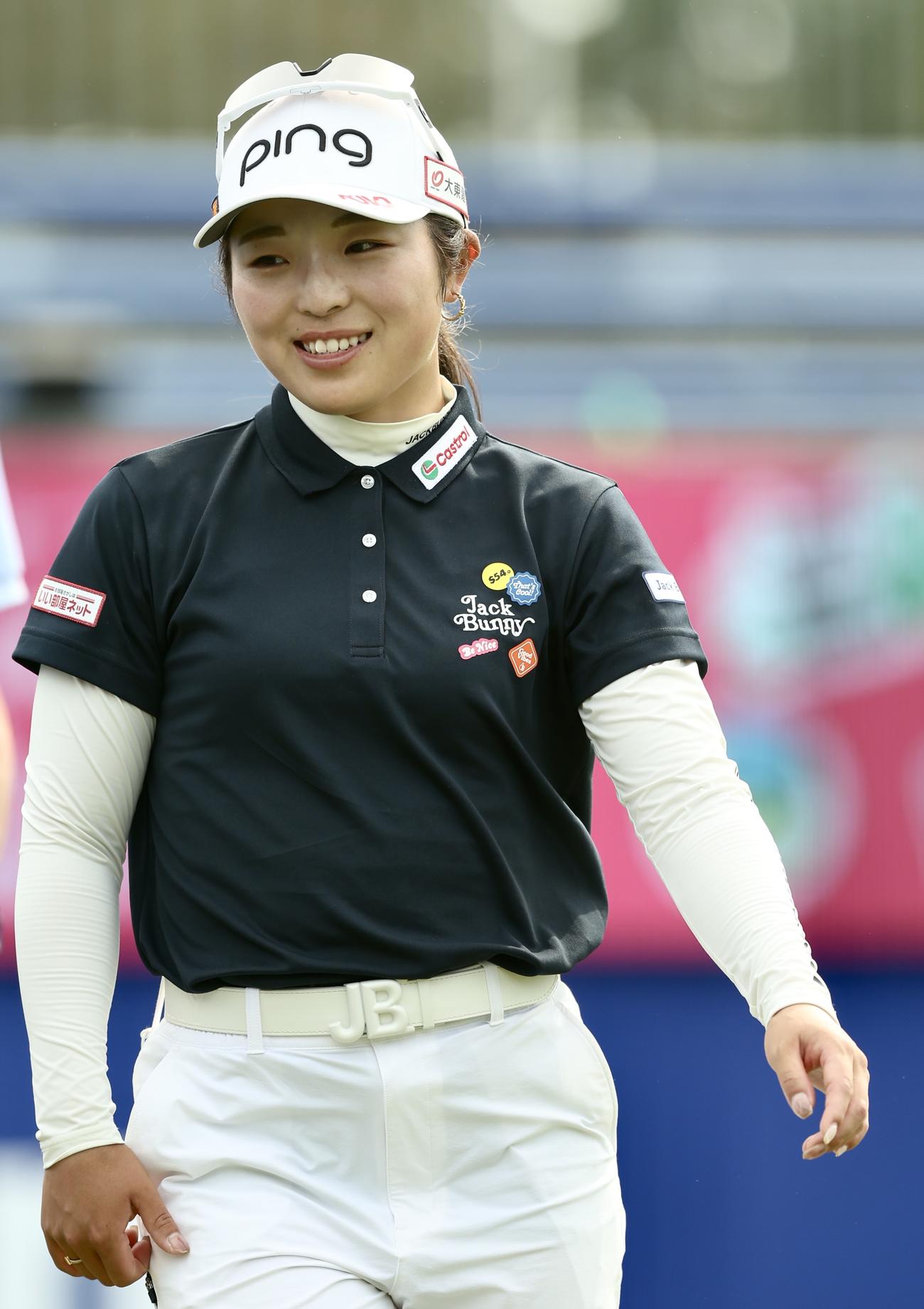 プロアマ戦を終える佐久間朱莉（撮影・河田真司）