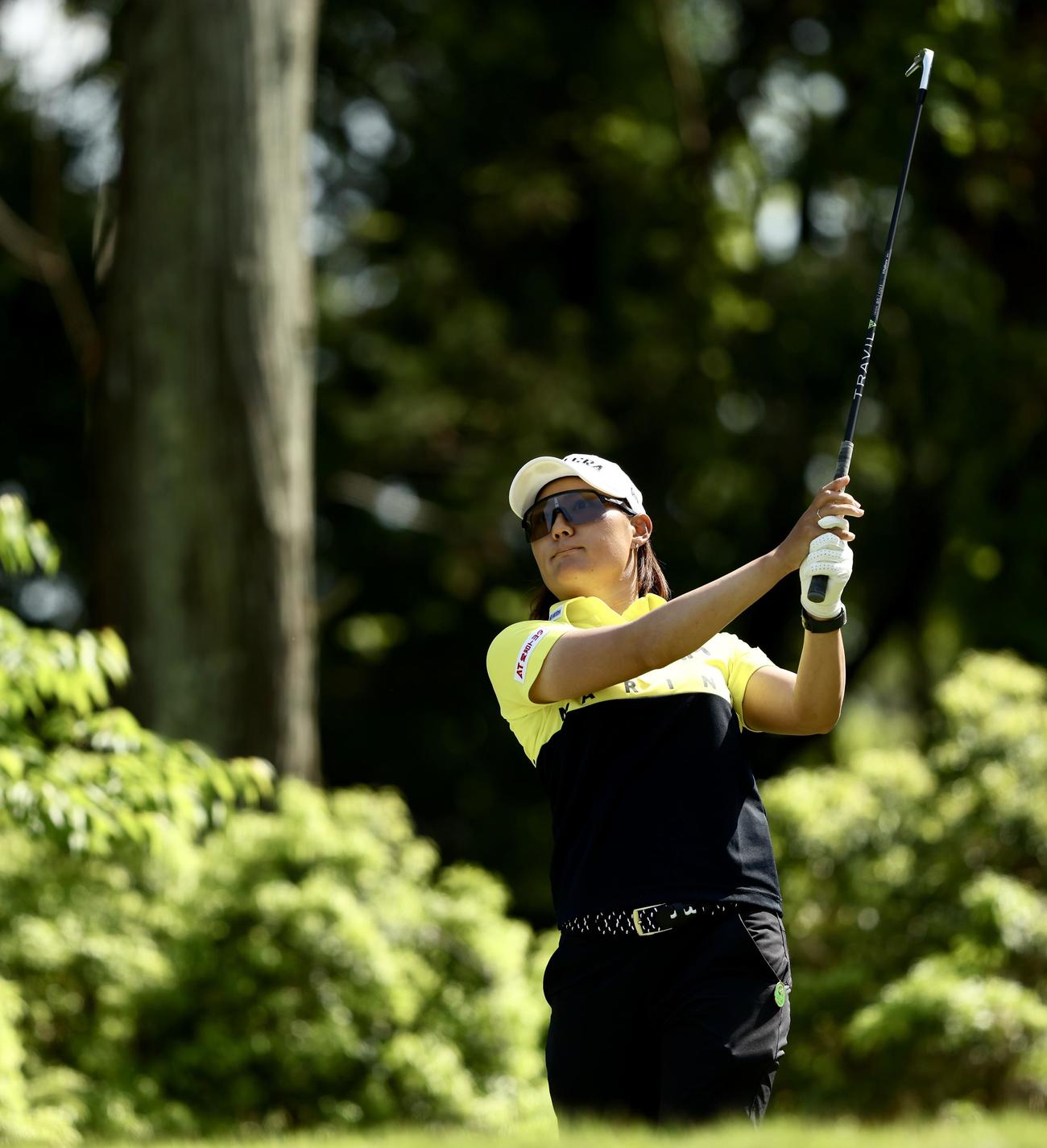 14番、ティーショットを放つ野沢（撮影・河田真司）