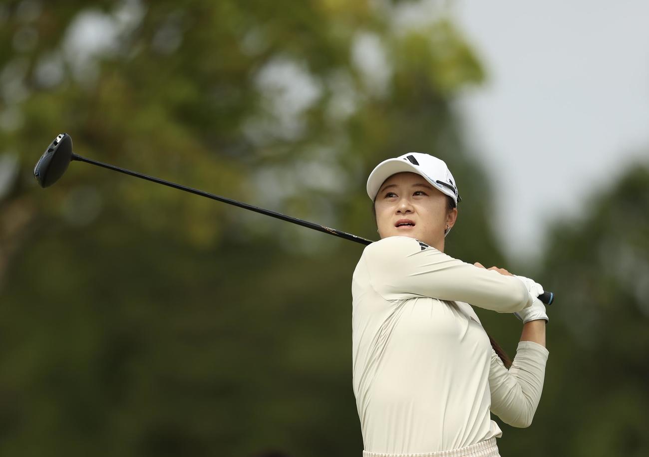 2番、ティーショットを放つ森田（撮影・河田真司）