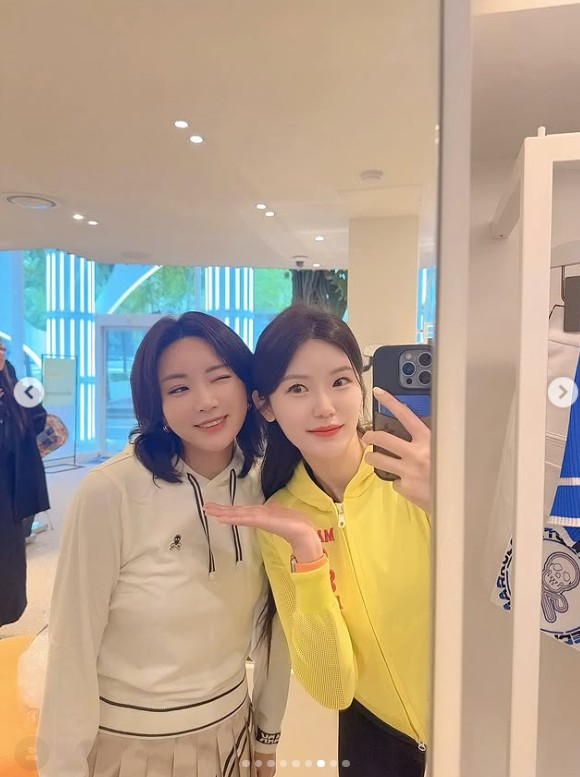 イ・ボミのインスタグラムから