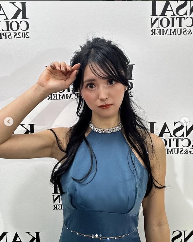 ３月の関西コレクションに出演した臼井麗香（臼井麗香のインスタグラムから）