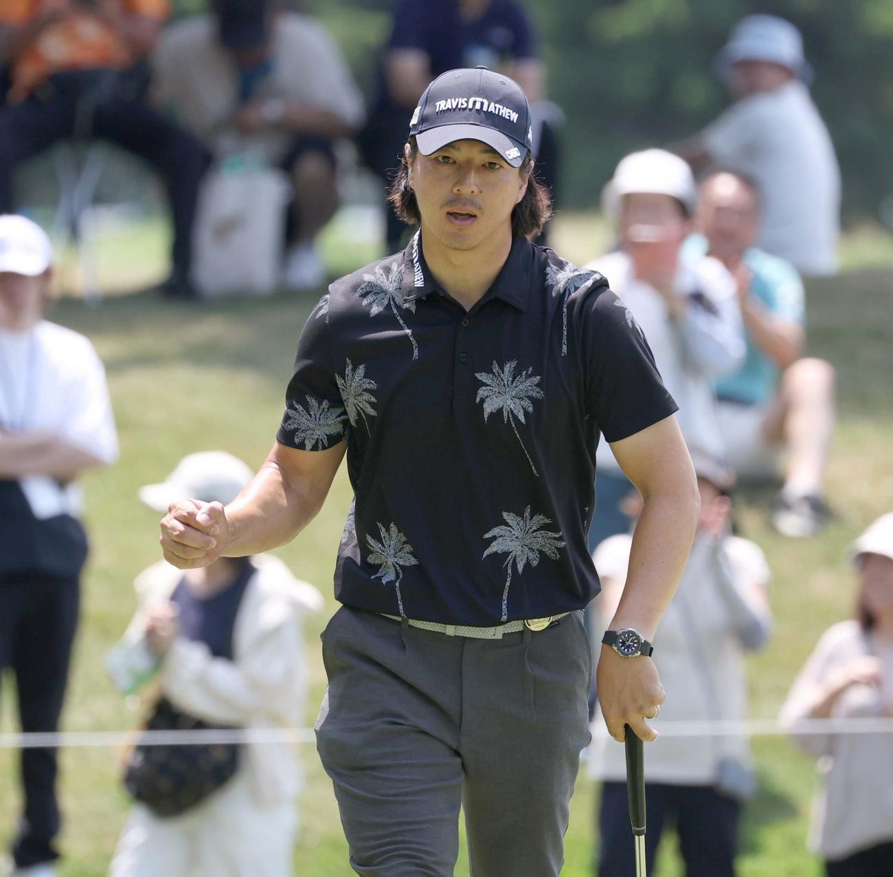 長嶋茂雄招待　セガサミーカップ　ガッツポーズの石川遼（2024年7月撮影）
