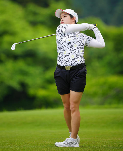 3番、ティーショットを放つウー・チャイェン（撮影・垰建太）