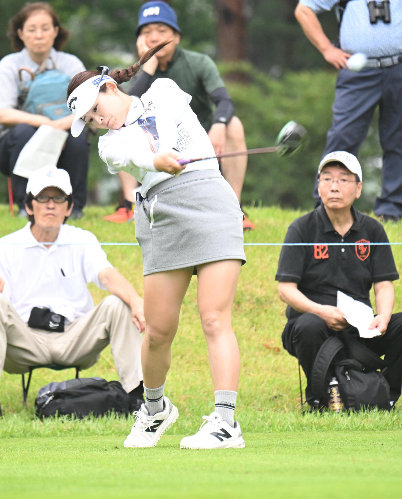 2番、ティーショットを打つ政田夢乃（撮影・和賀正仁）