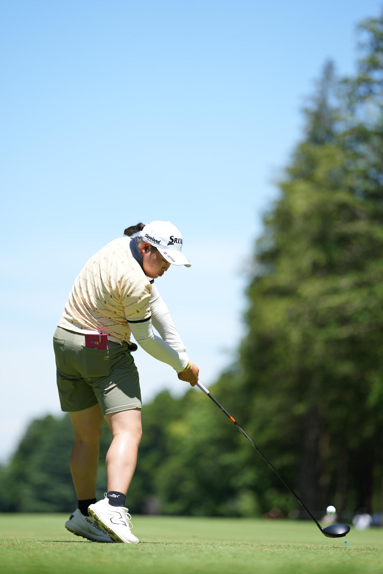 7番、ティーショットを放つ入谷響（撮影・鈴木みどり）