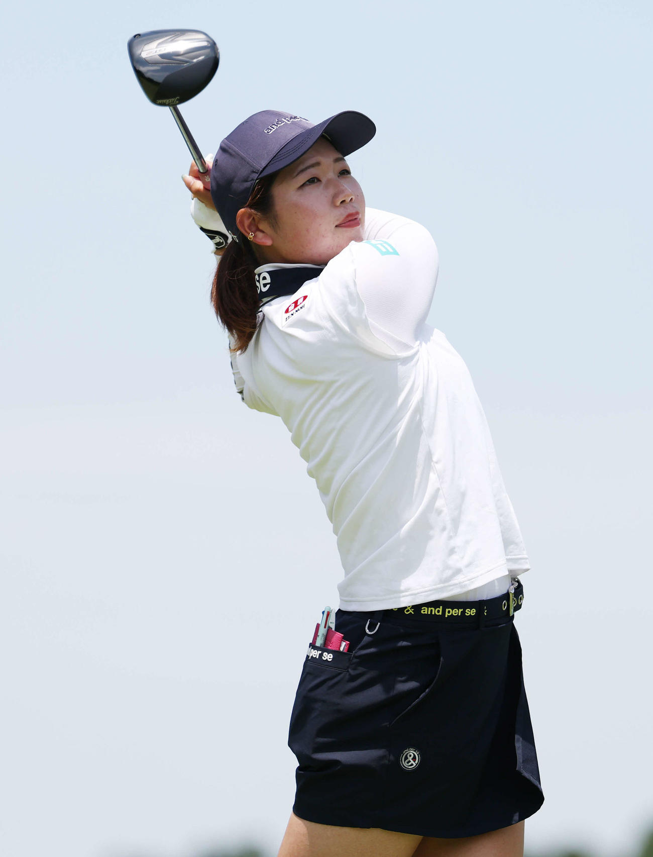 18番、ティーショットを放つ桜井心那（撮影・宮地輝）
