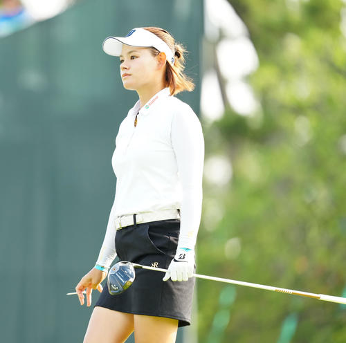 10番に臨む森井（撮影・江口和貴）