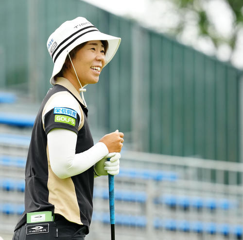 資生堂・JALレディースのプロアマ大会に臨む穴井（撮影・江口和貴）