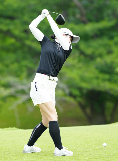 資生堂・JALレディースのプロアマ大会に臨む尾関（撮影・江口和貴）