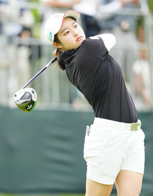 10番、ティーショットを放つウー・チャイェン（撮影・江口和貴）