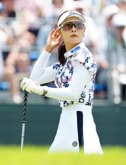 1番に臨む鶴岡（撮影・江口和貴）