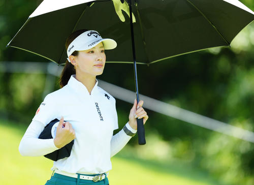 2番に臨む青木香（撮影・江口和貴）