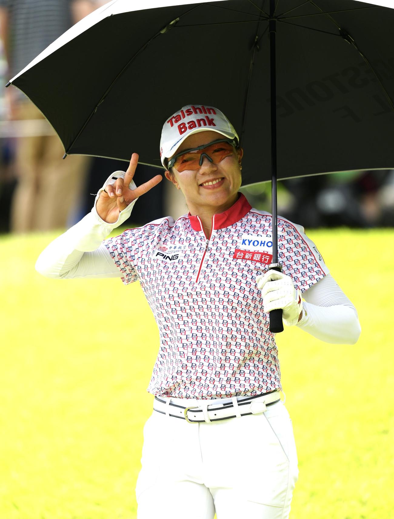 2番でピースサインを見せるサイ・ペイイン（撮影・江口和貴）