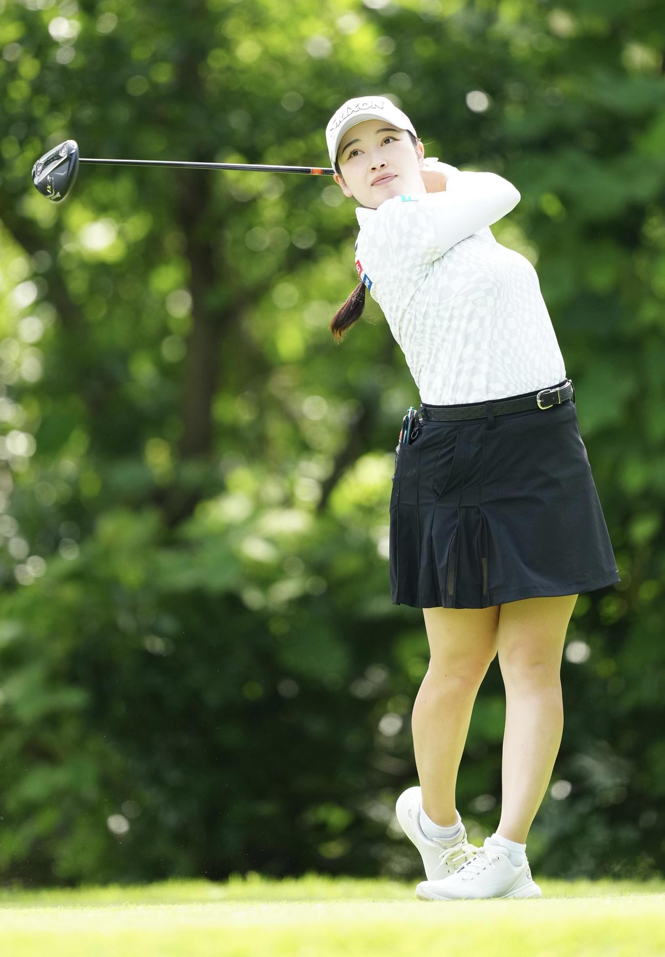 2番、ティーショットを放つ小祝（撮影・江口和貴）