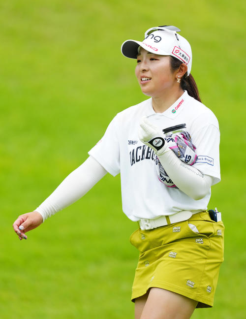 13番に臨む佐久間（撮影・江口和貴）