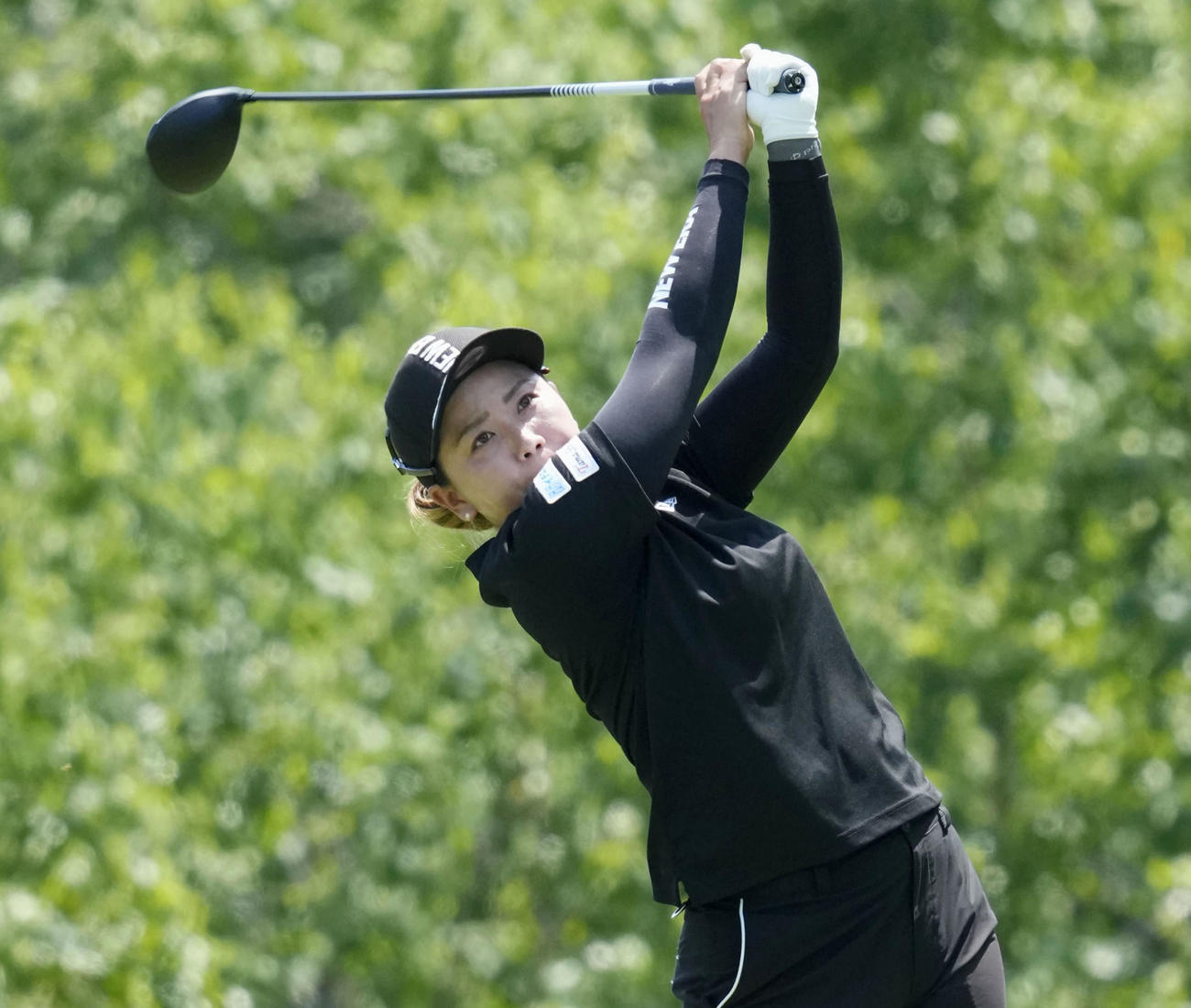 最終日、通算10アンダーで2位の山城奈々(共同)