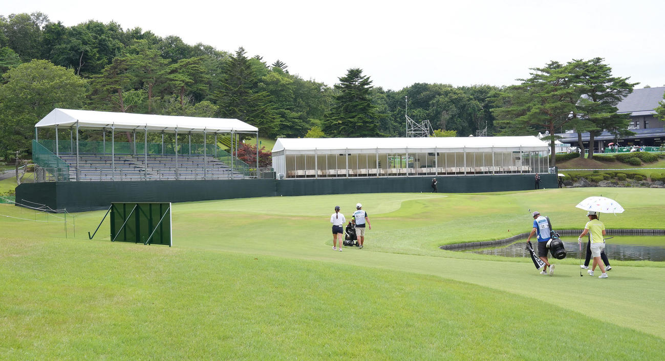 大会が無観客で行われる（撮影・足立雅史）