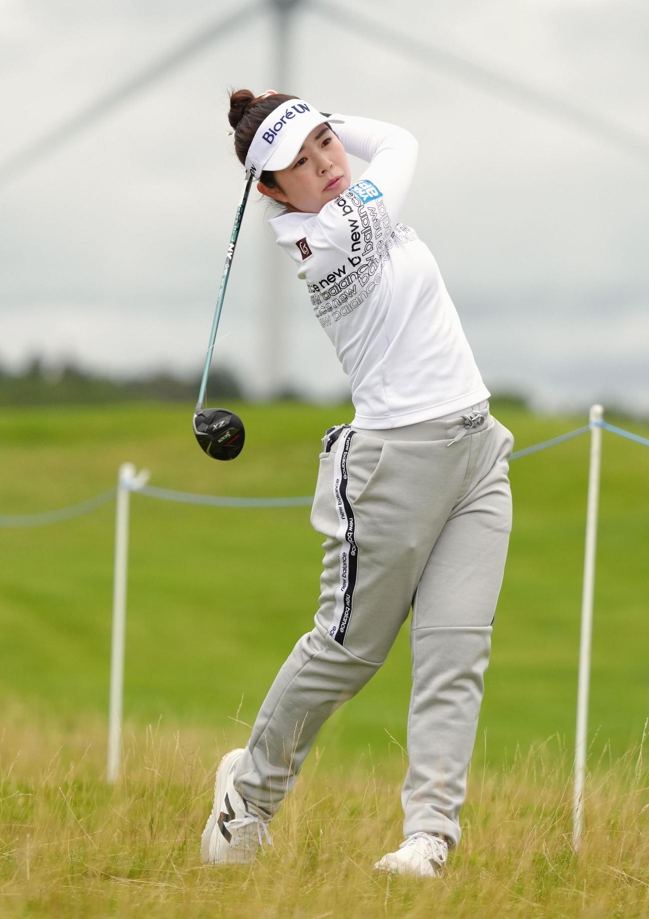 第3ラウンド、通算6アンダーで15位の山下美夢有（共同）