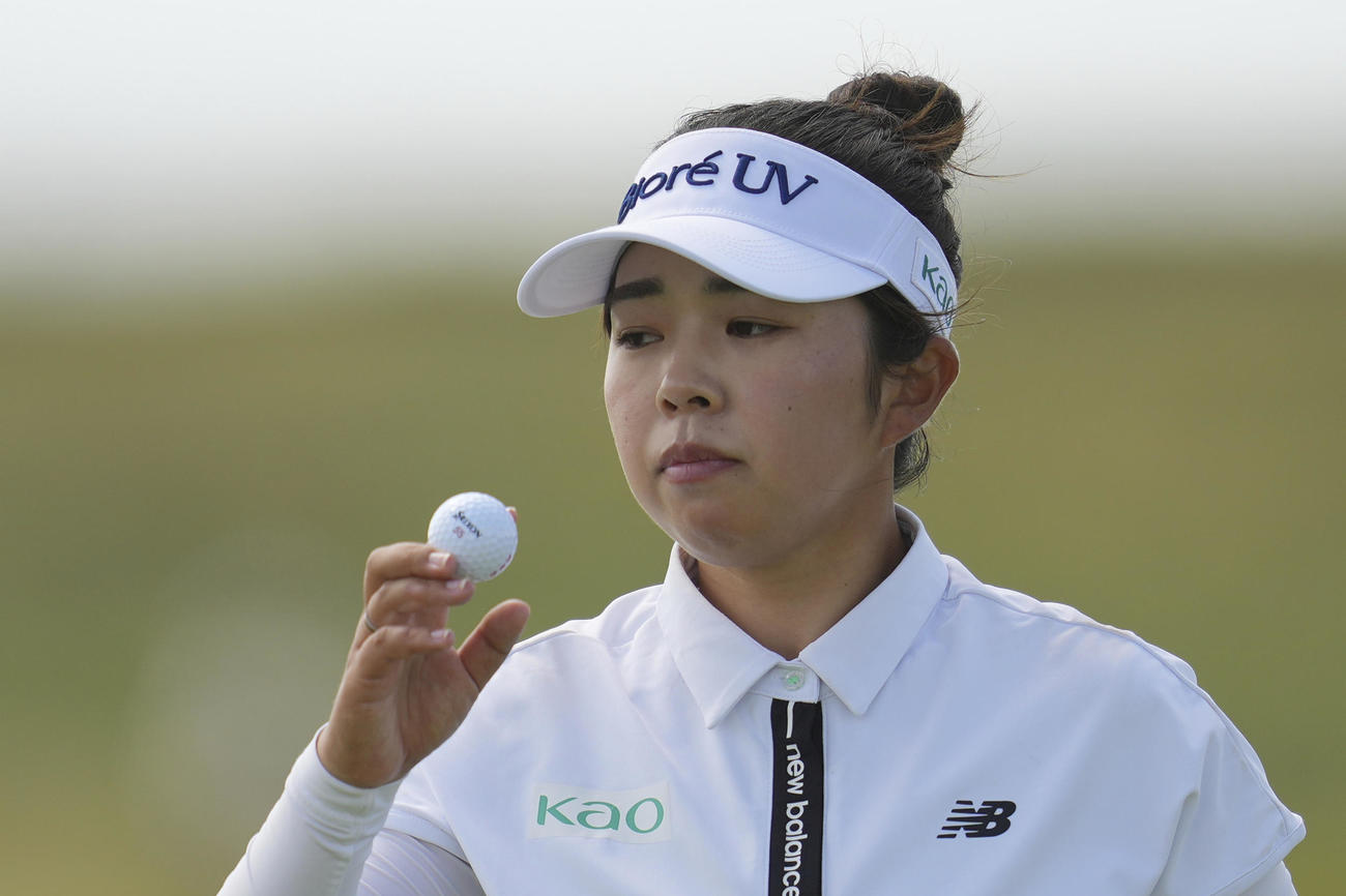 全英女子オープン第1日で好発進した山下美夢有（AP)