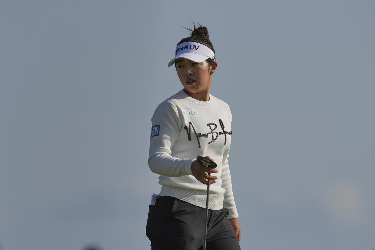 16番でボギーを叩いた山下美夢有（AP）